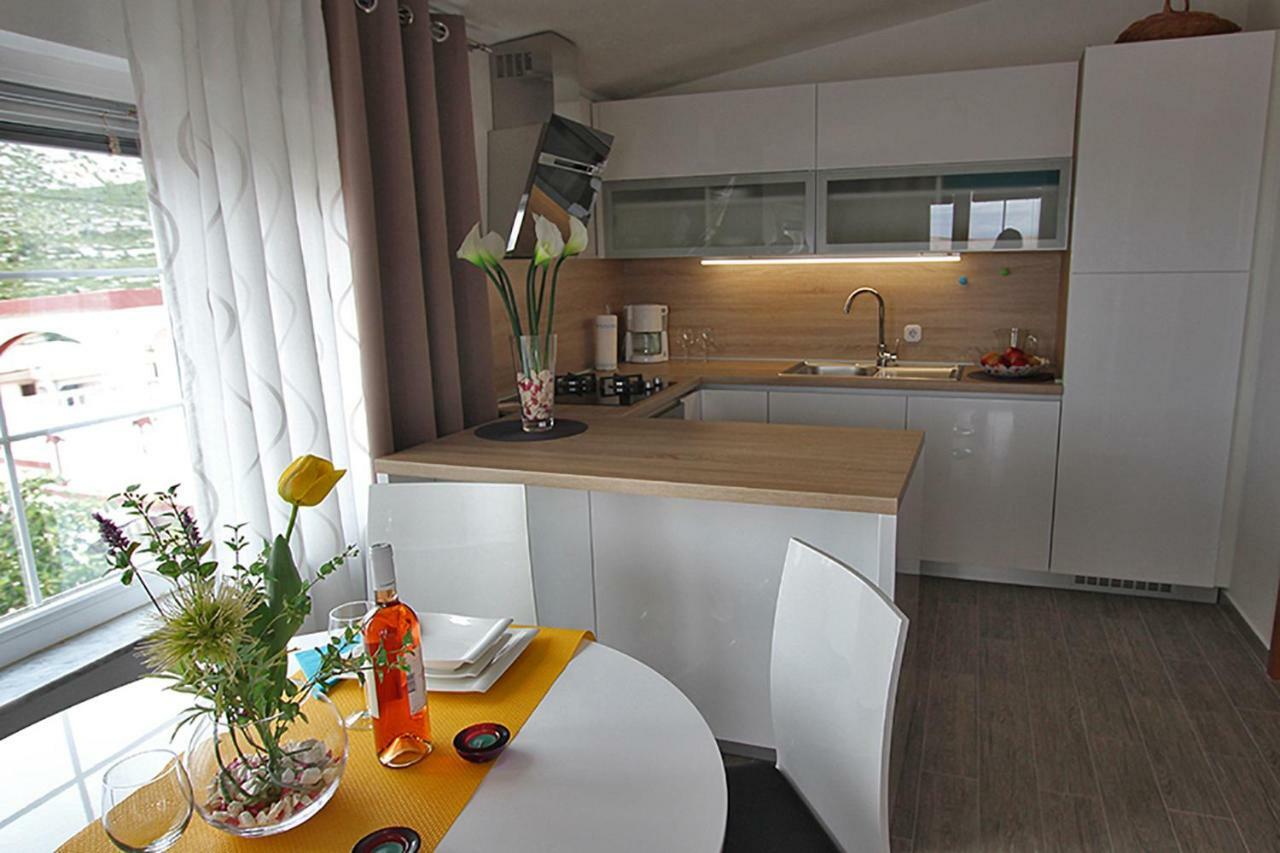 Villa Lilly Cesarica Ngoại thất bức ảnh